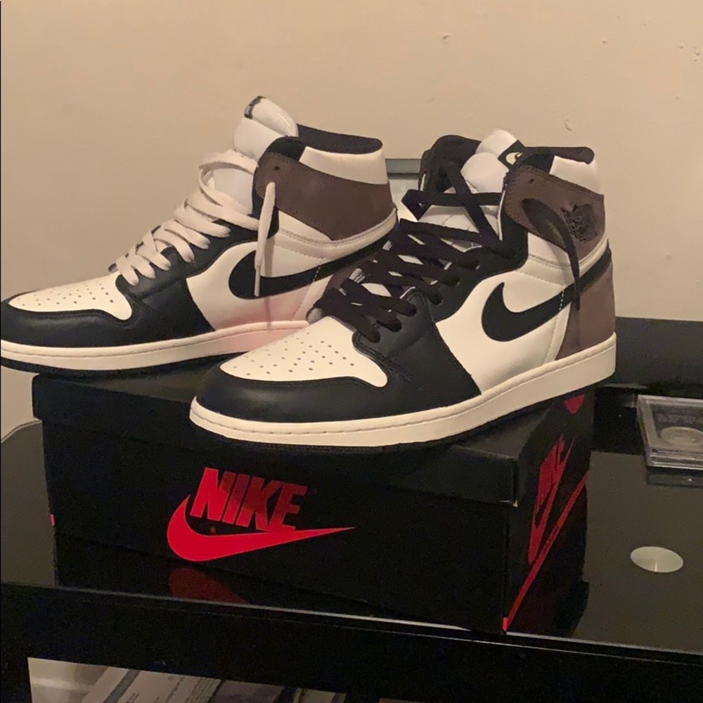 Jordan 1 “Mocha”
